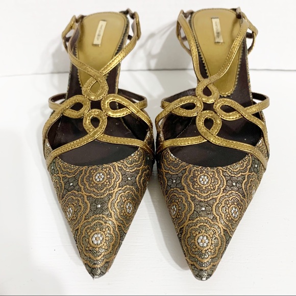 Max Studio Strappy Slingback Leather and Fabric Pointed Toe Fabric Covered Heels - Picture 8 of 12